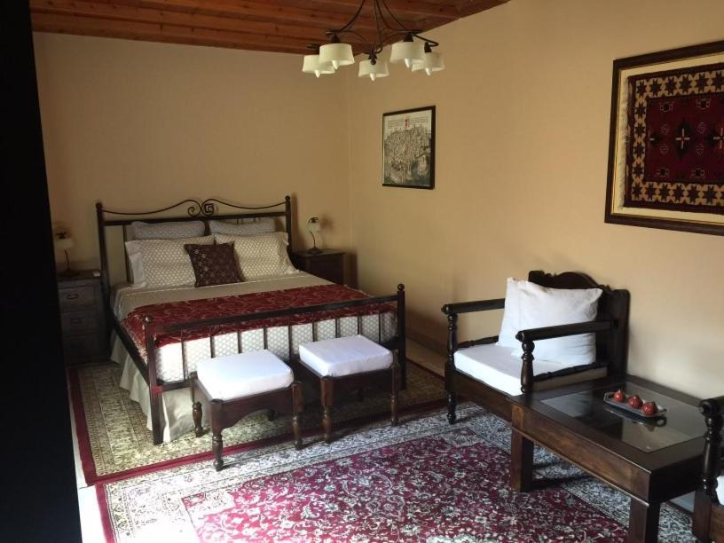 The Knight And The Pomegranate - Luxury Medieval Villa Rhodes City Bagian luar foto