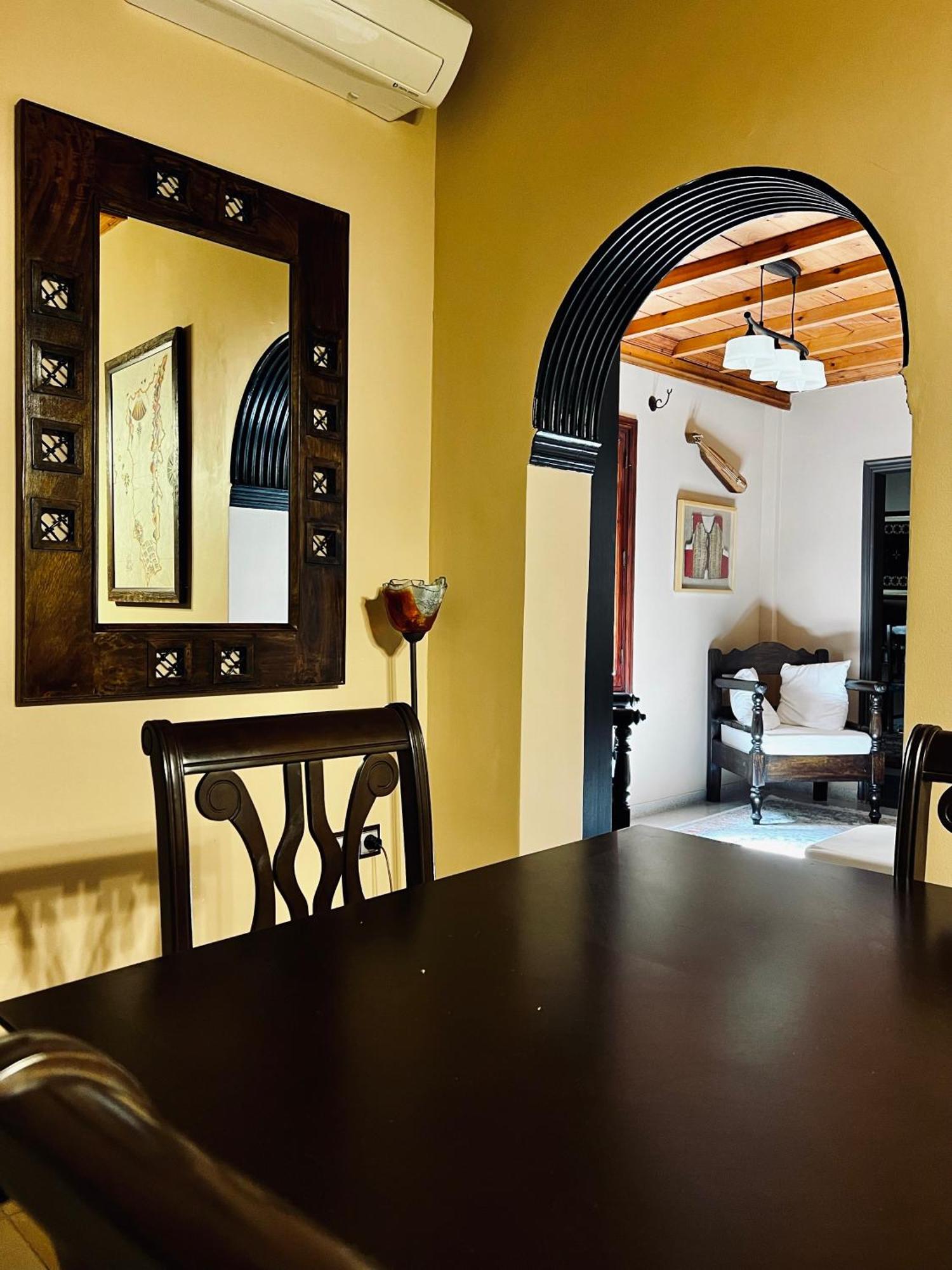 The Knight And The Pomegranate - Luxury Medieval Villa Rhodes City Bagian luar foto
