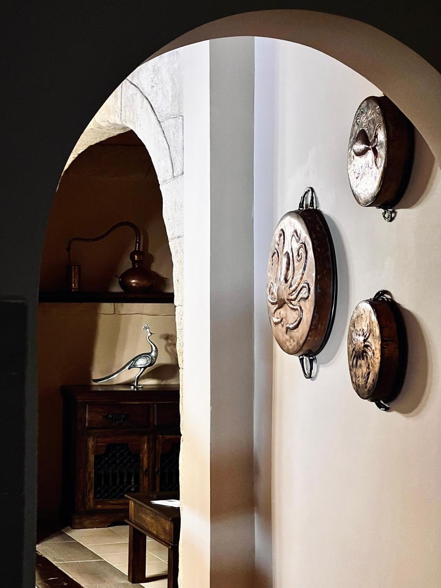 The Knight And The Pomegranate - Luxury Medieval Villa Rhodes City Bagian luar foto